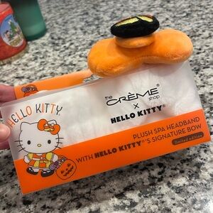 Hello Kitty x The Crème Shop Plush Spa Headband – Halloween 🎃 (Limited Edition)